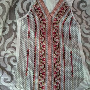 Anthropologie Ranna Gill Sleeveles Embroidered Top